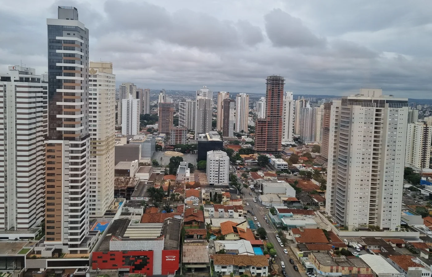 Vista urbana do Setor Marista a partir do Edifício Orion em Goiânia