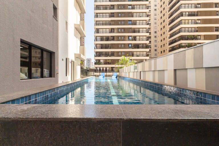 liv urban marista . piscina adulto