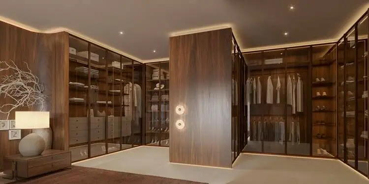 solenne closet