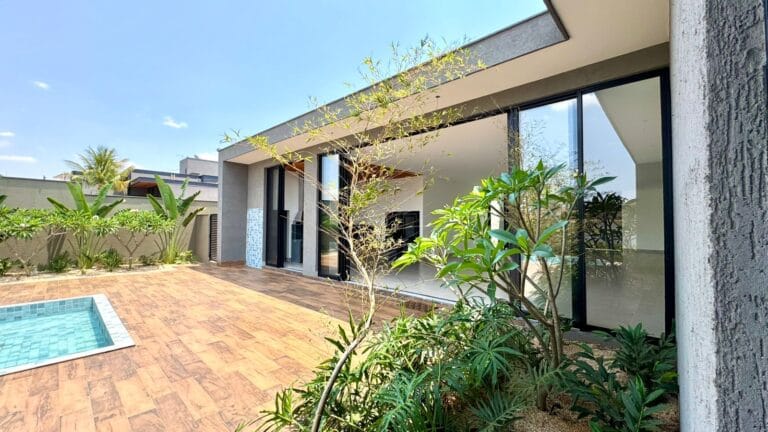 4895f4ed c45c 47dc 868f ab4b74e71df8