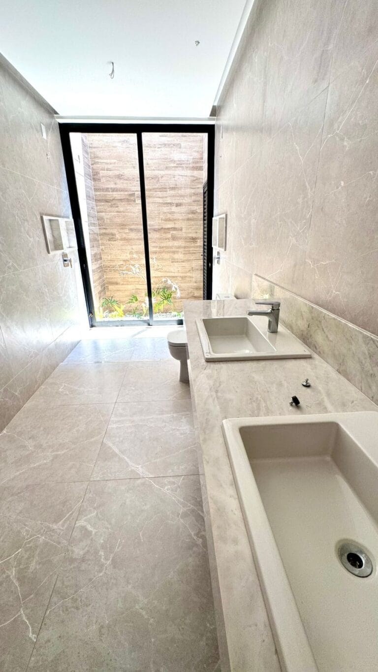 bcc764ae c366 4ff1 9b88 598a7fc53ff6